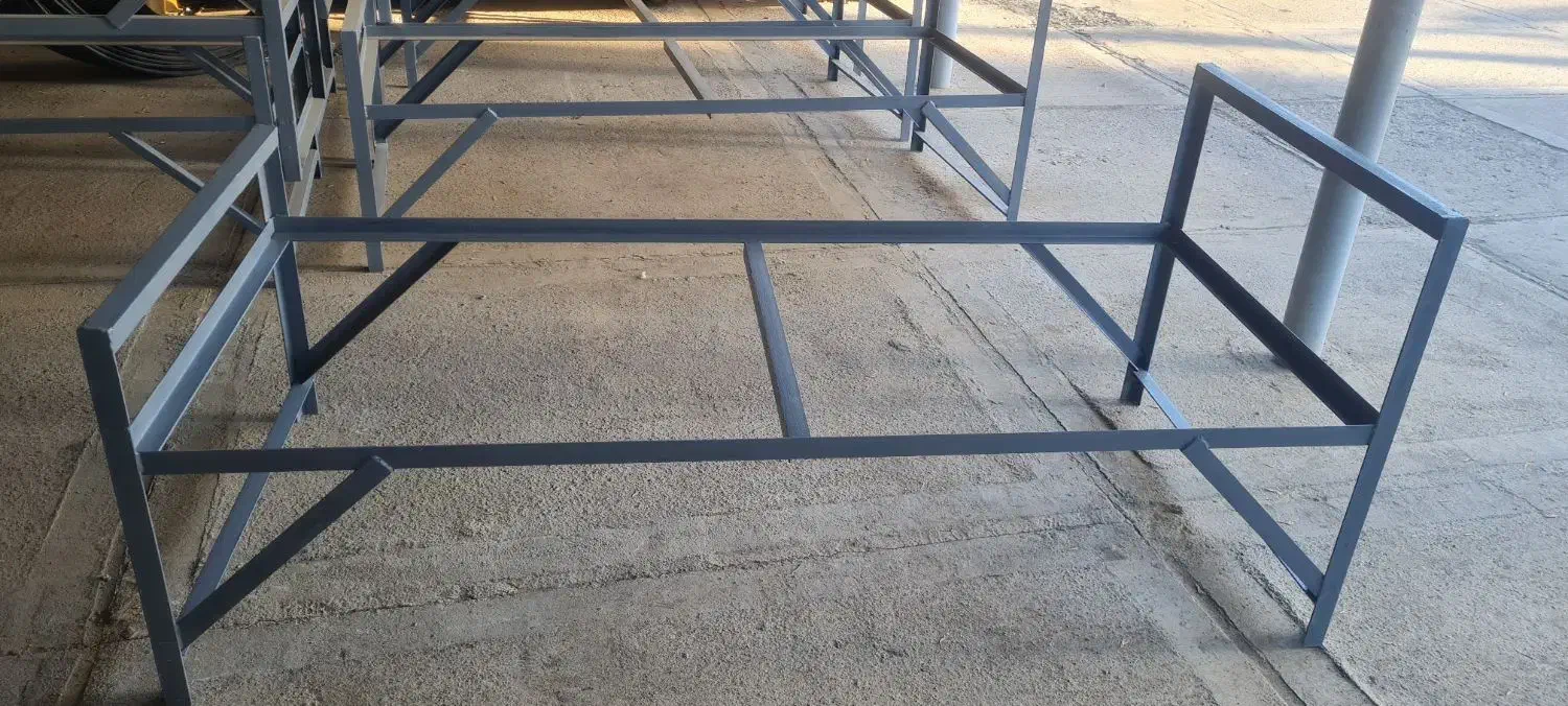 تخت خواب فلزی دستساز کاملاً نو و سفارشی|تخت و سرویس خواب|میاندوآب, |دیوار