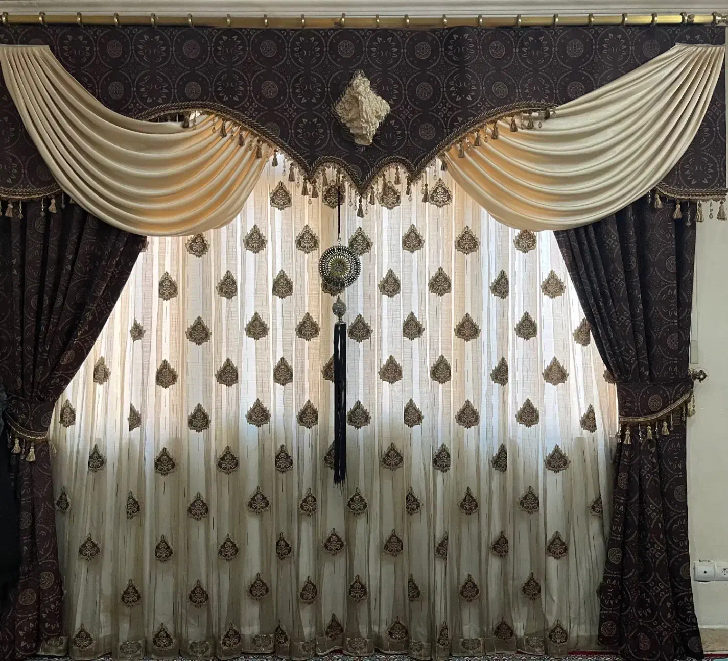 پرده|پرده، رانر، رومیزی|بروجرد, |دیوار