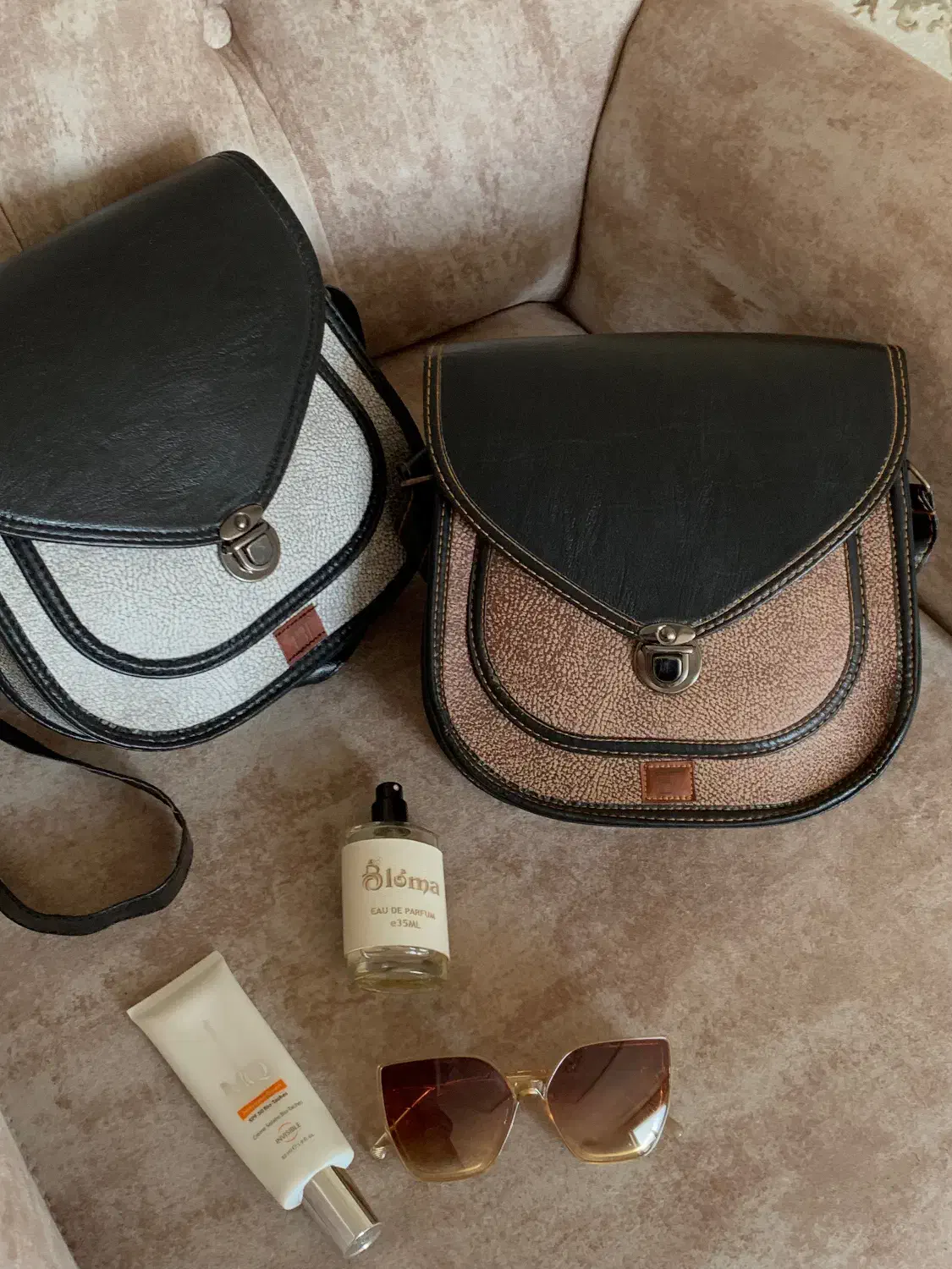 استخدام نیروی خانم در تولیدی کیف (سرویس وآموزش )|استخدام صنعتی، فنی، مهندسی|یزد, |دیوار