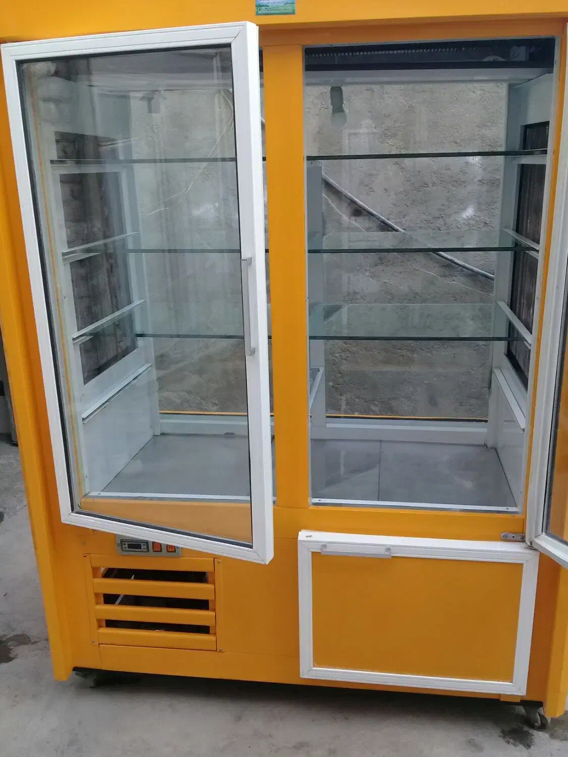 یخچال ایستاده کبابی و غیره درحد صفر|فروشگاه و مغازه|اردبیل, |دیوار