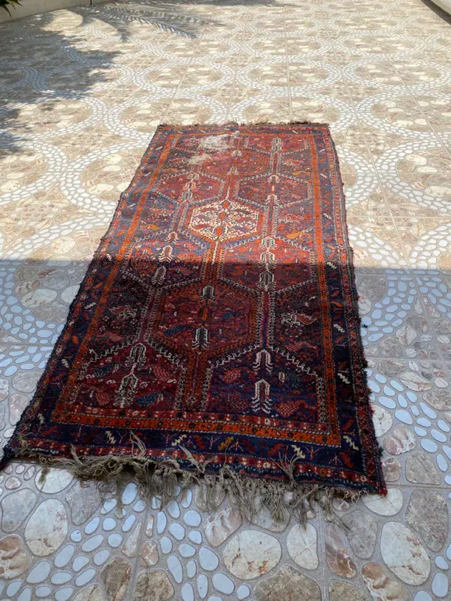 ۶ عدد فرش دستباف قدیمی سالم|فرش|لار, |دیوار