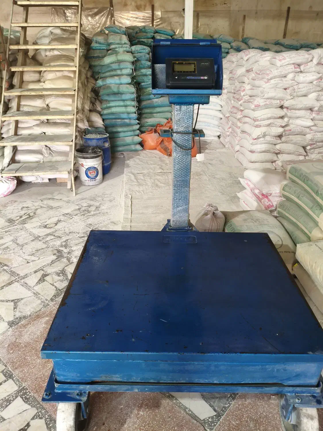 باسکول|ابزارآلات|رودبنه, |دیوار