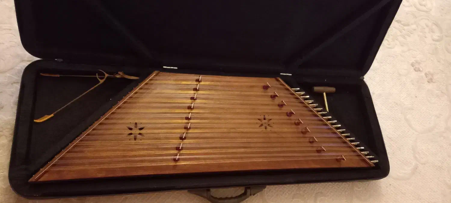 سنتور بسیار تمیز|سازهای سنتی|پردیس, فاز ۱۱|دیوار