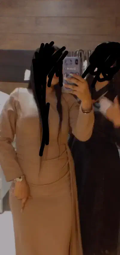 لباس مجلسی|لباس|تبریز, |دیوار