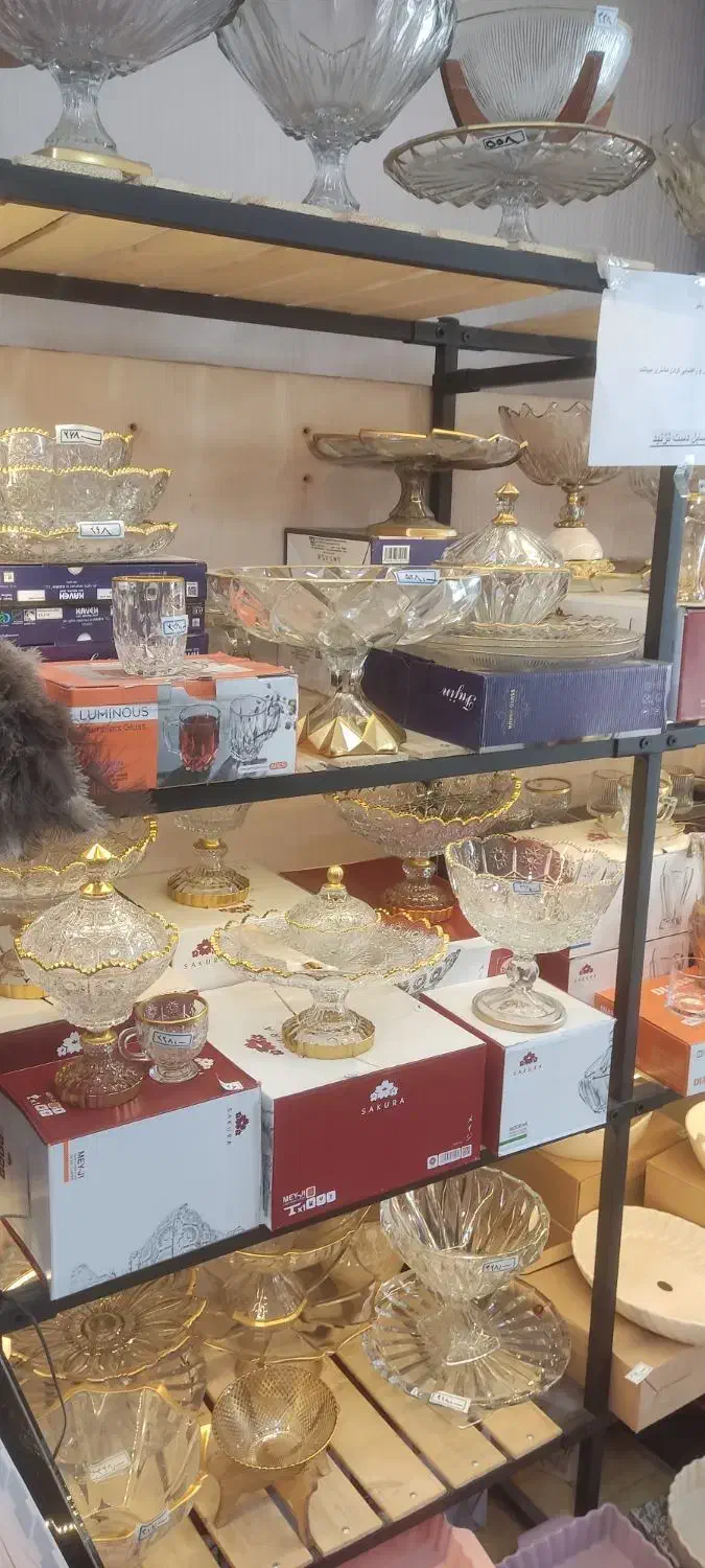 ۳۰٪تخفیف ظروف کادویی بدلیل تغییر شغل|ظروف سرو و پذیرایی|کرمان, |دیوار