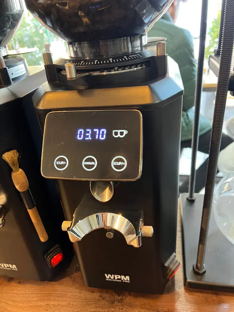 اسیاب wpm zd18|کافیشاپ و رستوران|شیراز, خلدبرین|دیوار