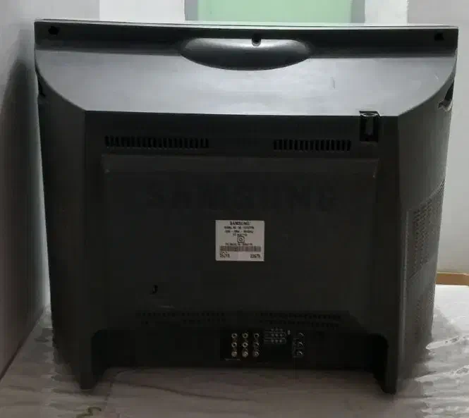 تلویزیون سامسونگ سالم و در حد نو|تلویزیون و پروژکتور|دورود, |دیوار