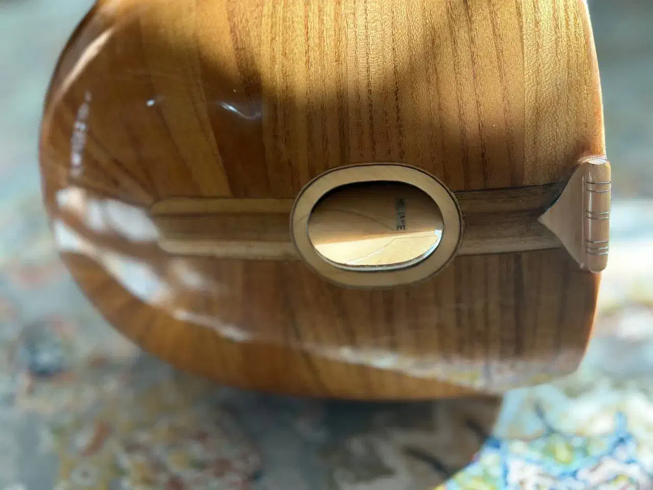 موسیقی|سازهای سنتی|مهاباد (آذربایجان غربی), |دیوار