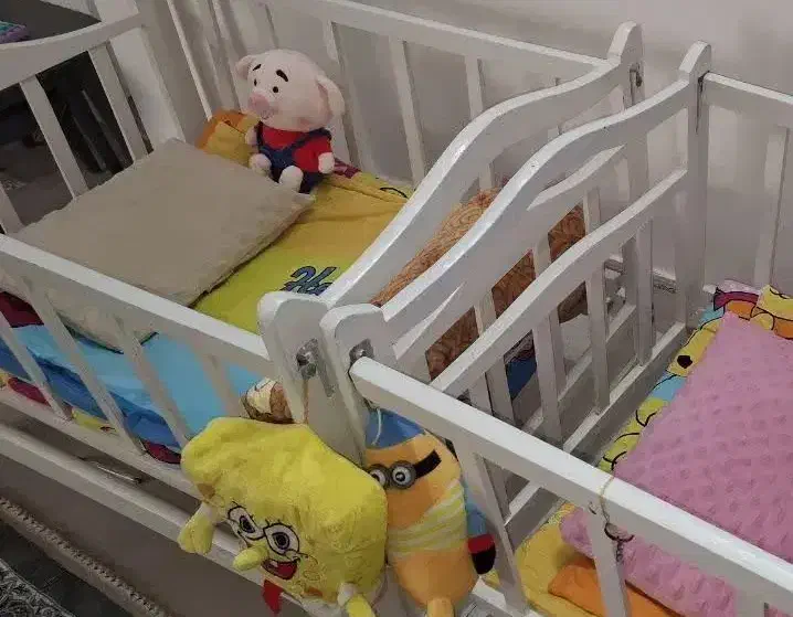 تخت خواب و گهواره بچه یک عدد|تخت و سرویس خواب|آران و بیدگل, |دیوار