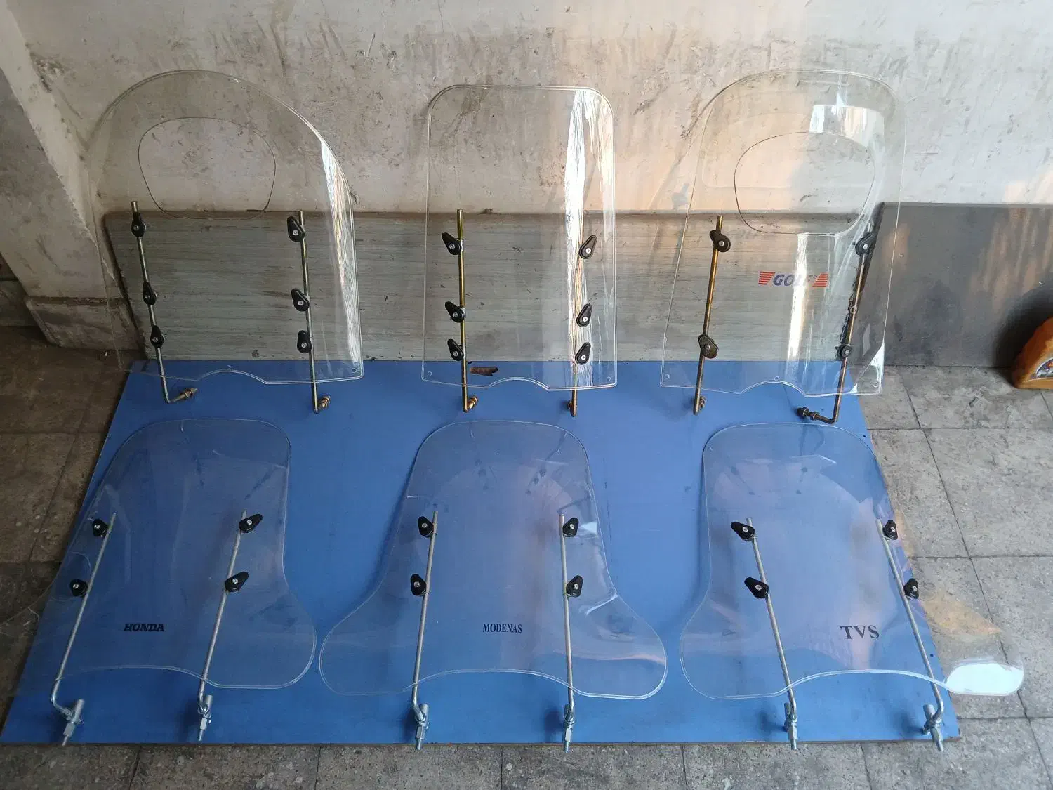 دستکش و طلق موتور قفل دیسک شلنگی آینه.کف پایی کلیک|قطعات یدکی و لوازم جانبی|تهران, افسریه شمالی|دیوار