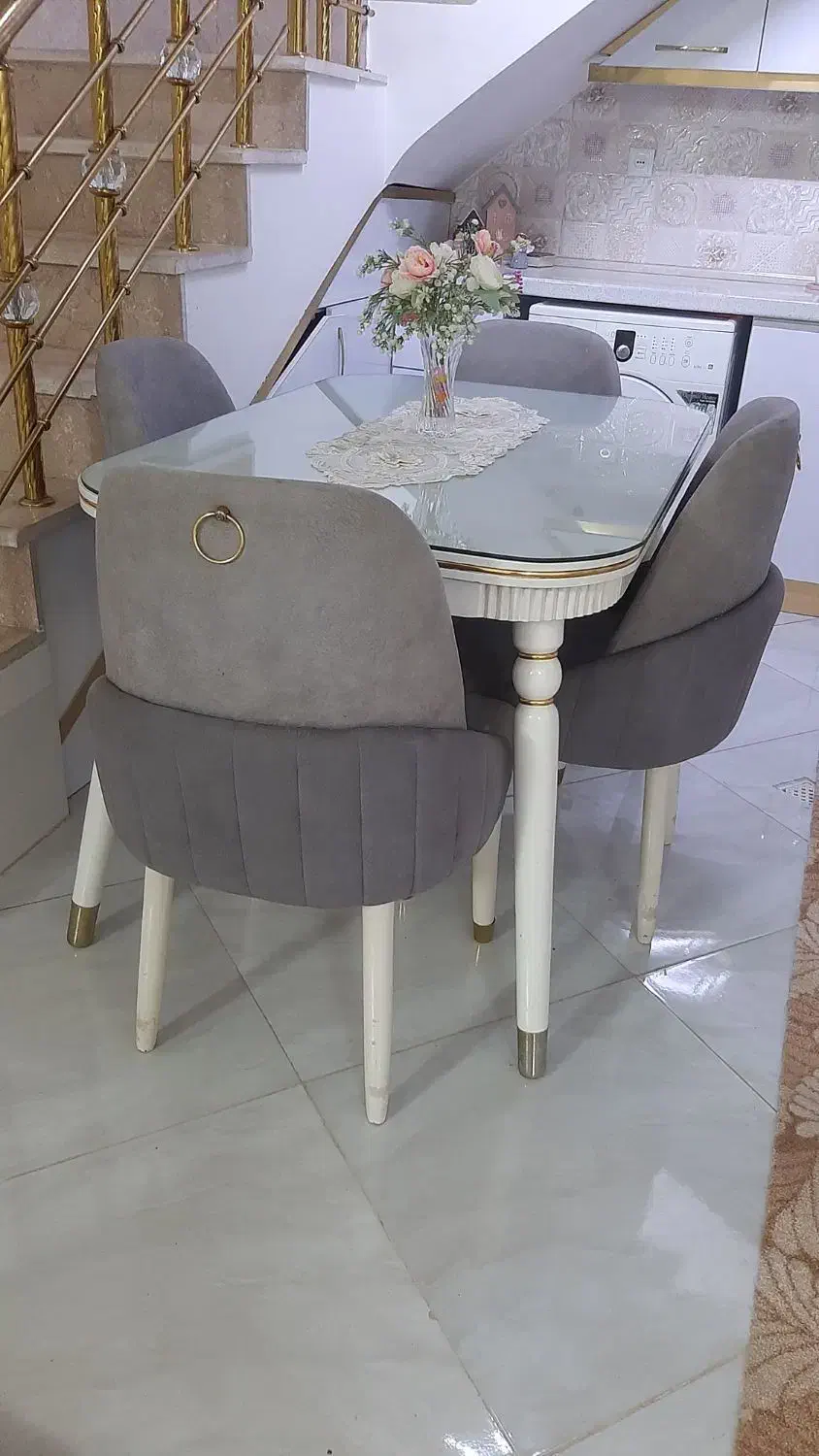 میزغذاخوری ۴نفره|میز و صندلی غذاخوری|قرچک, زیبا شهر|دیوار