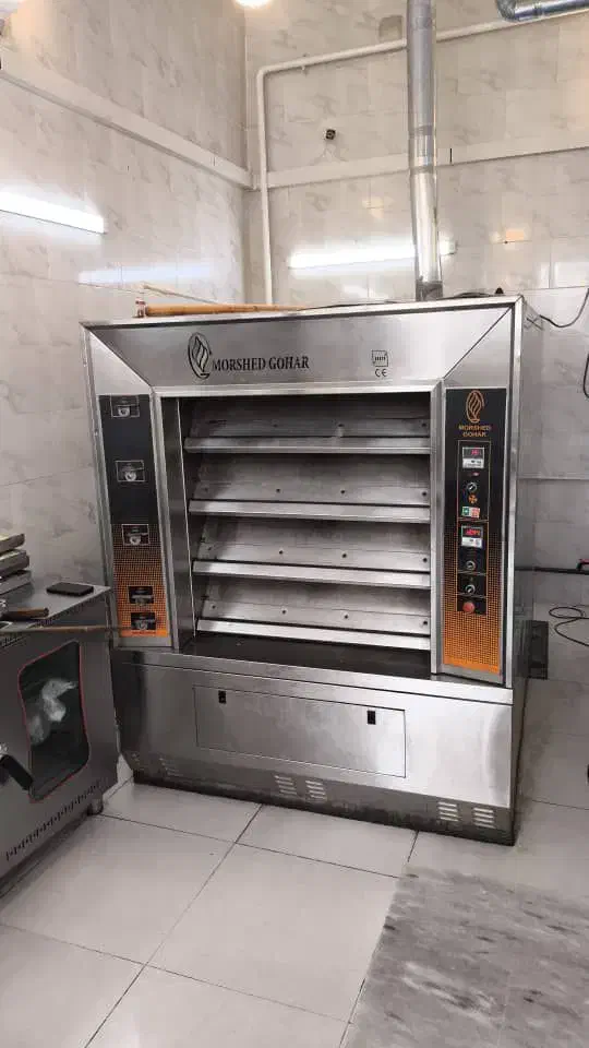 به یک نفر نیرو جهت کار در نان فانتزی|استخدام خدمات فروشگاه و رستوران|ساوه, |دیوار