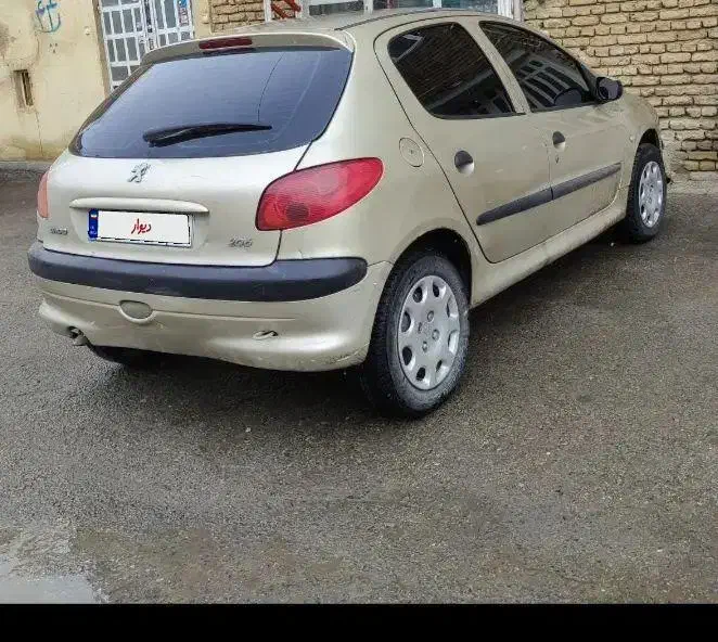 پژو۲۰۶مدل ۸۳|خودرو سواری و وانت|همدان, |دیوار