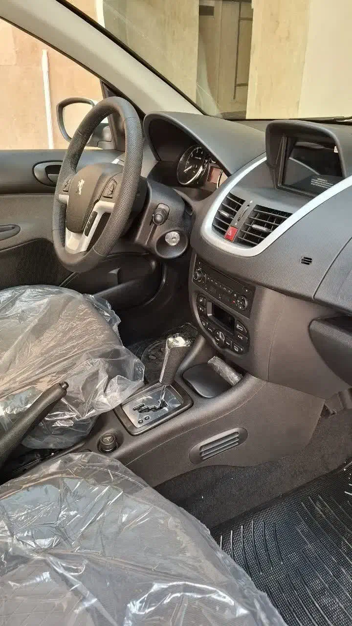 207 ارتقا یافته پاناروما اتومات ۴۰۳ tu5p|خودرو سواری و وانت|تهران, ابوذر|دیوار