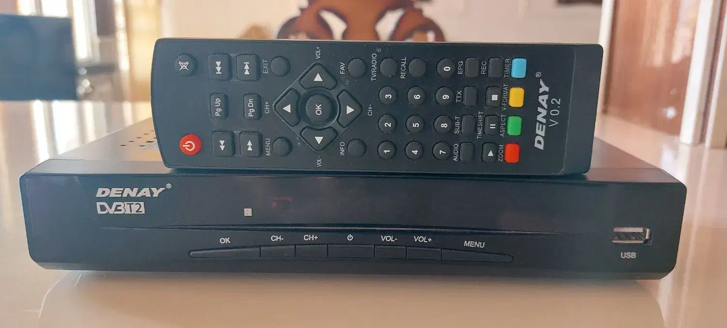 فروش یکدستگاه ستاباکس مارک senay با کنترل|تلویزیون و پروژکتور|بروجرد, |دیوار