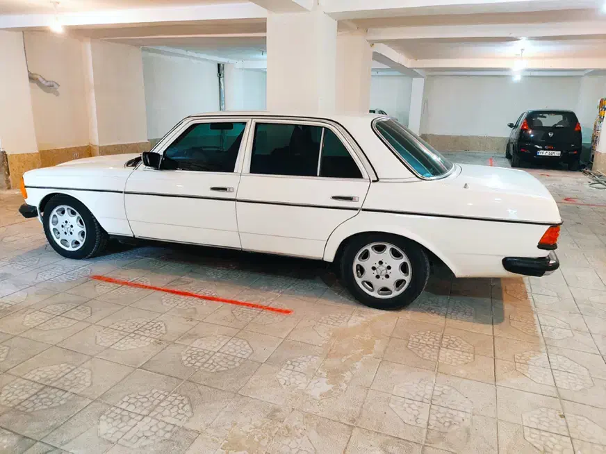 بنز 230 دانشجویی|خودرو کلاسیک|تهران, آذربایجان|دیوار