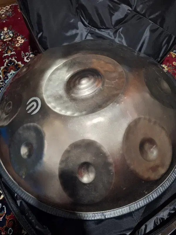 هنگدرام|درام و پرکاشن|قم, قلعه کامکار|دیوار