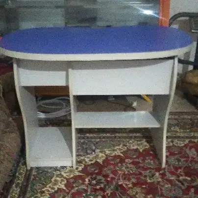 میز تحریر|میز تحریر و کامپیوتر|دورود, |دیوار