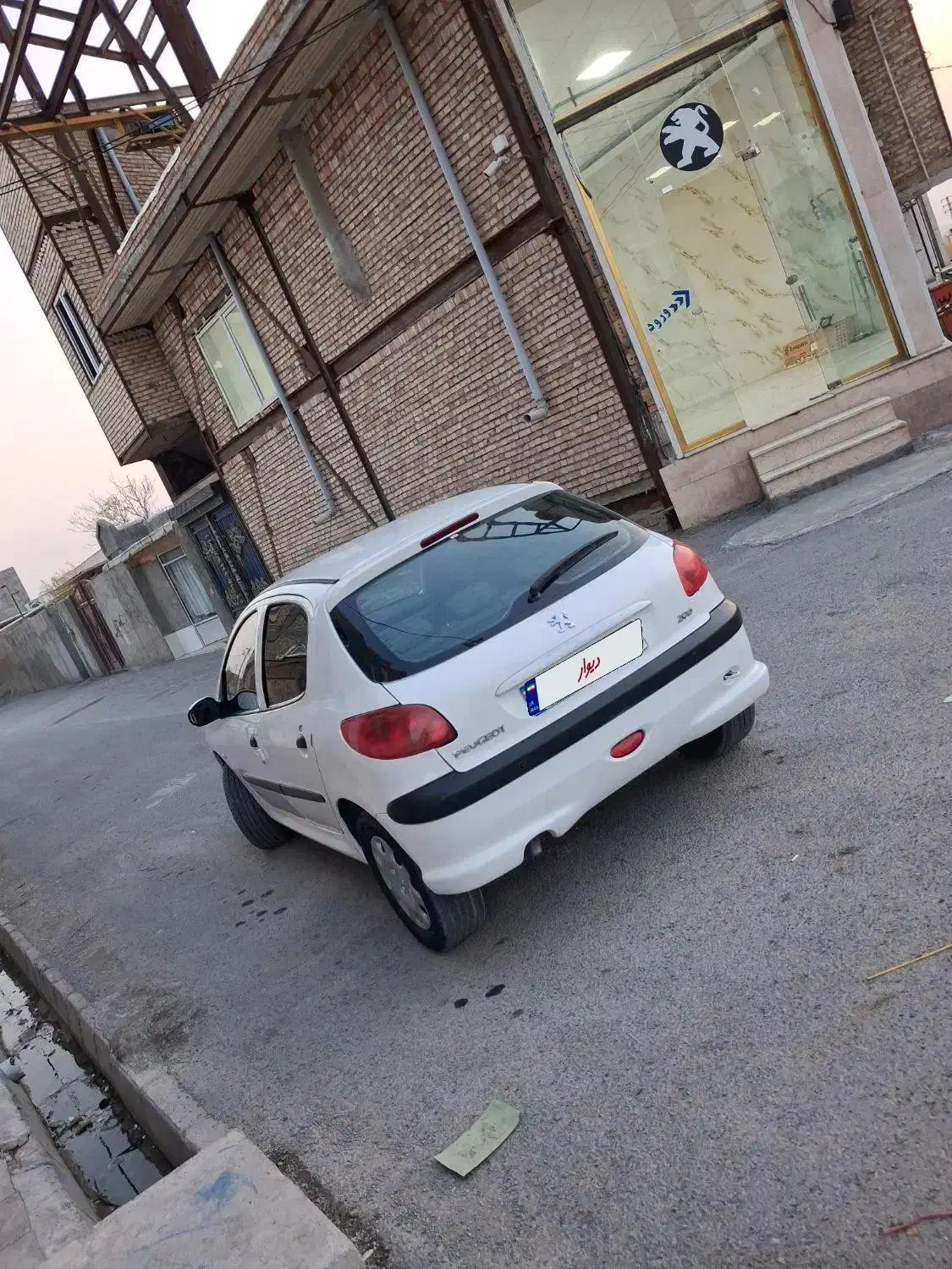 206|خودرو سواری و وانت|شوط, |دیوار