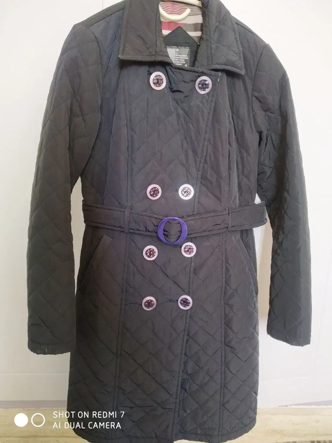 کاپشن|لباس|بیرجند, |دیوار