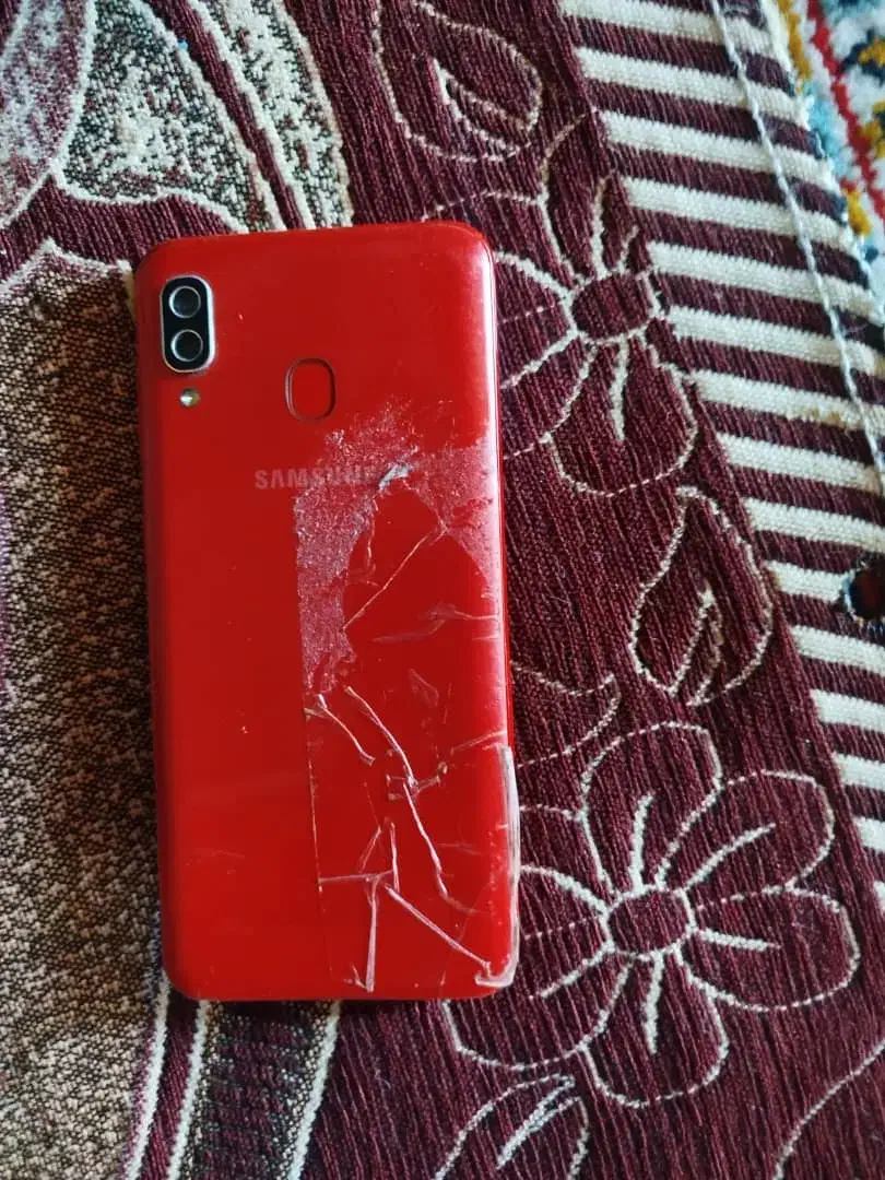 گوشی سامسونگ a20|موبایل|کارون, |دیوار