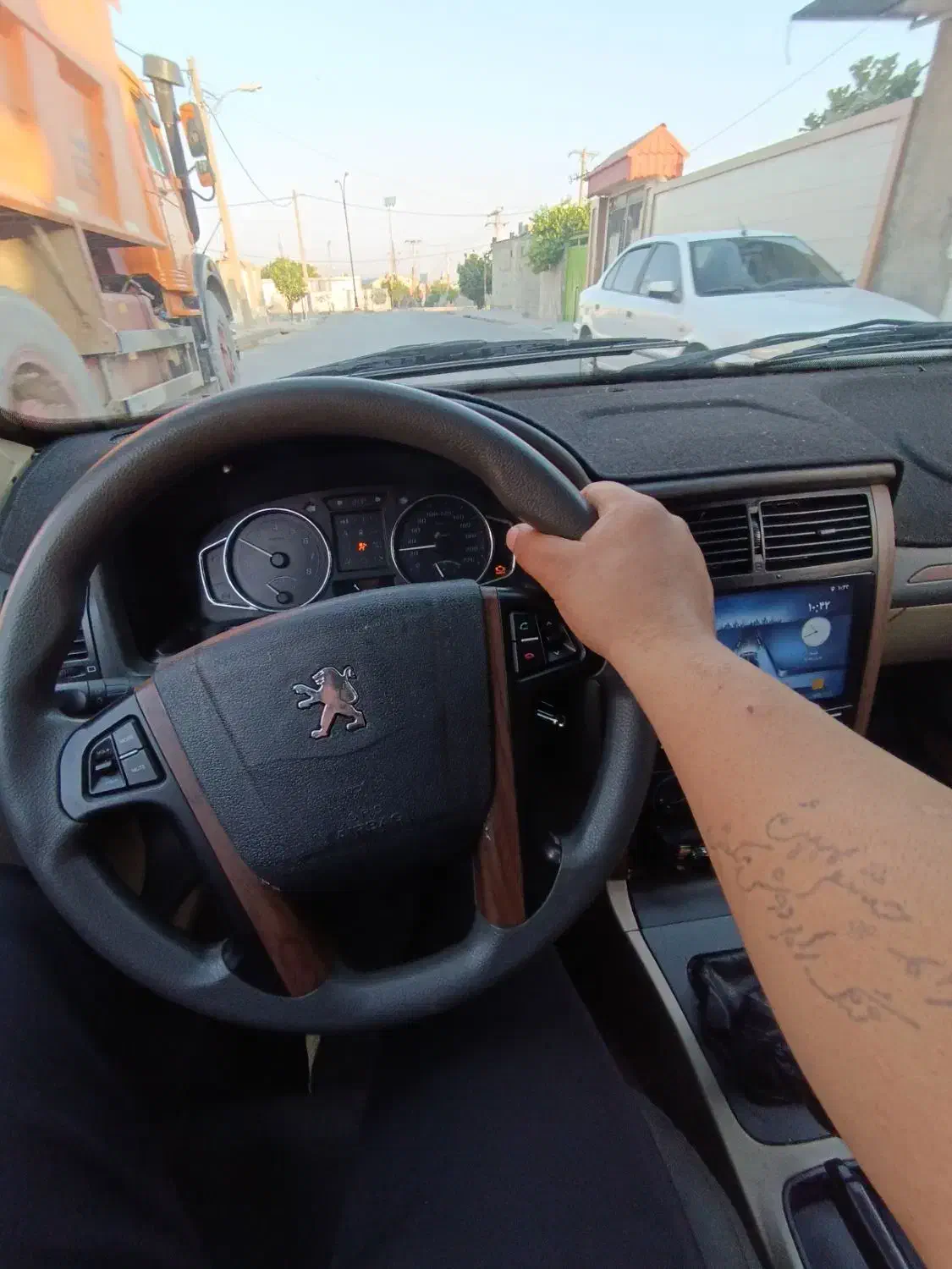 405اتاق تعویض|خودرو سواری و وانت|یاسوج, |دیوار