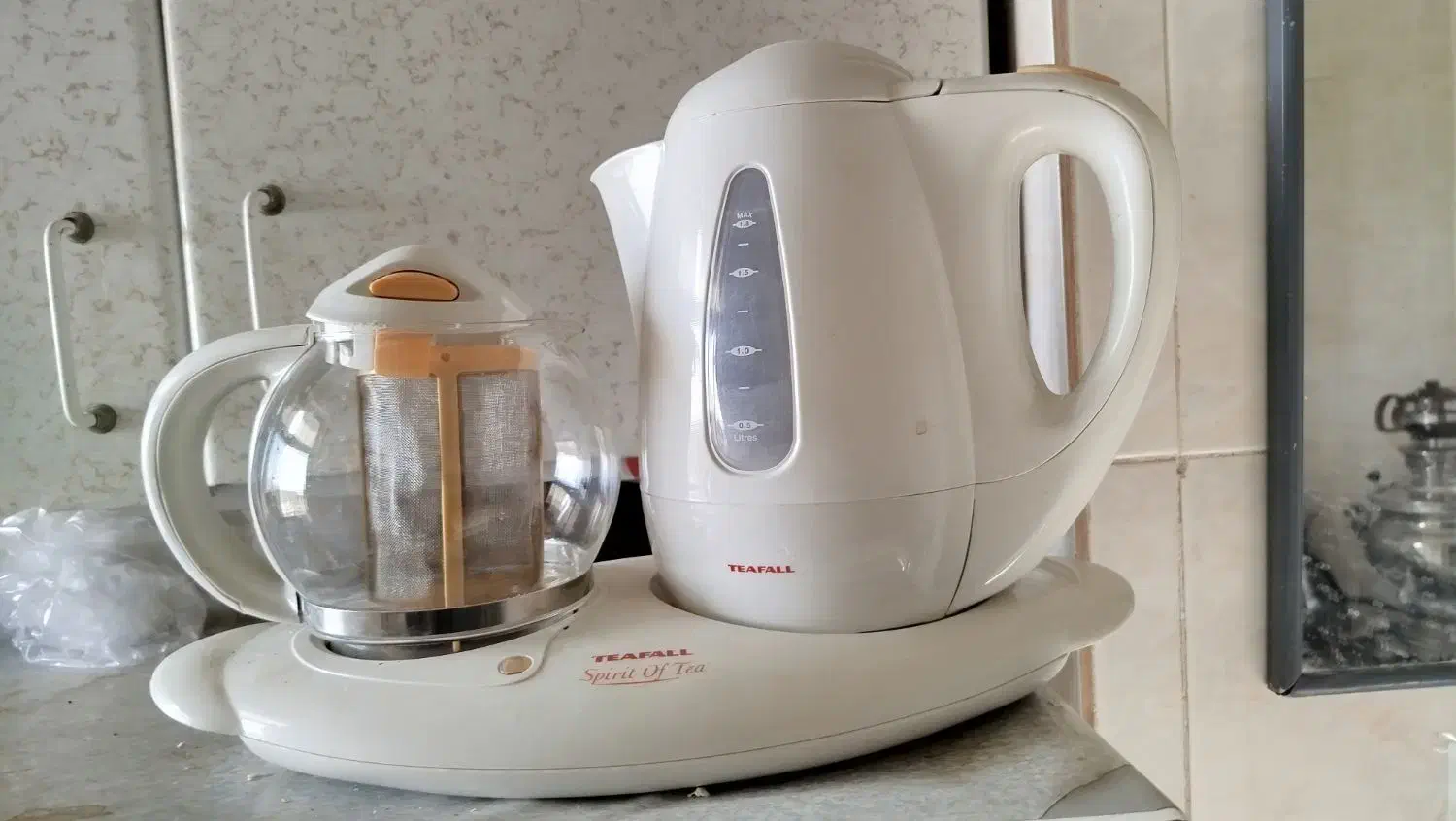 چای ساز سالم|سماور، چای‌ساز، قهوه‌ساز|کبودرآهنگ, |دیوار