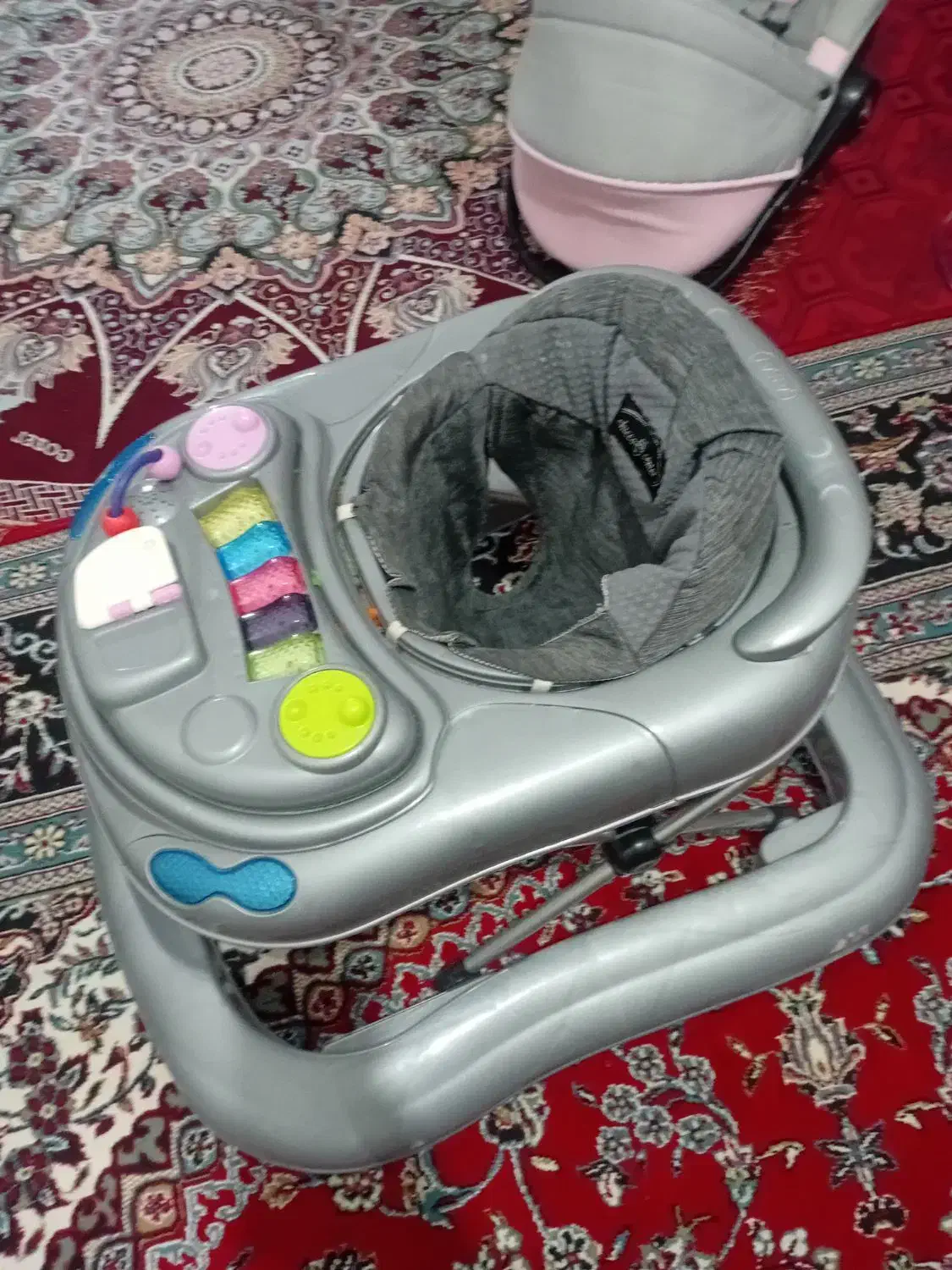 گهواره|اسباب و اثاث بچه|سبزوار, قصبه شرقی|دیوار