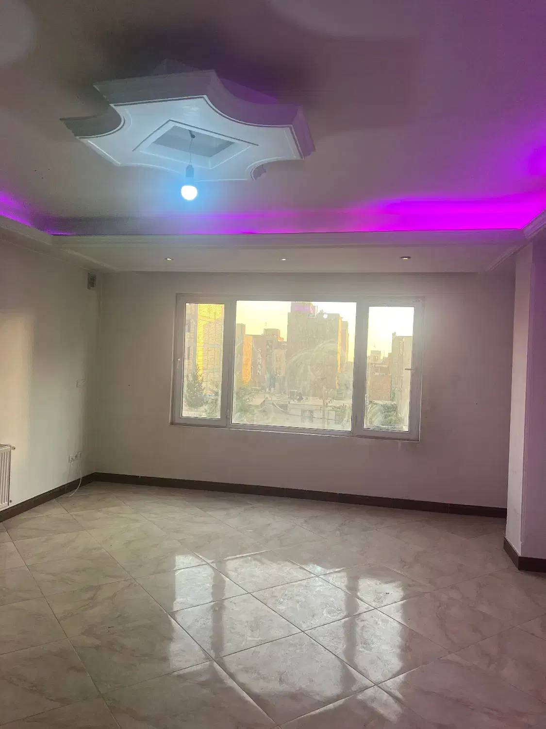 اجاره  واحد ۹۰ متری طبقه دوم فول انتهای شهرداری|اجارهٔ آپارتمان|آبیک, |دیوار