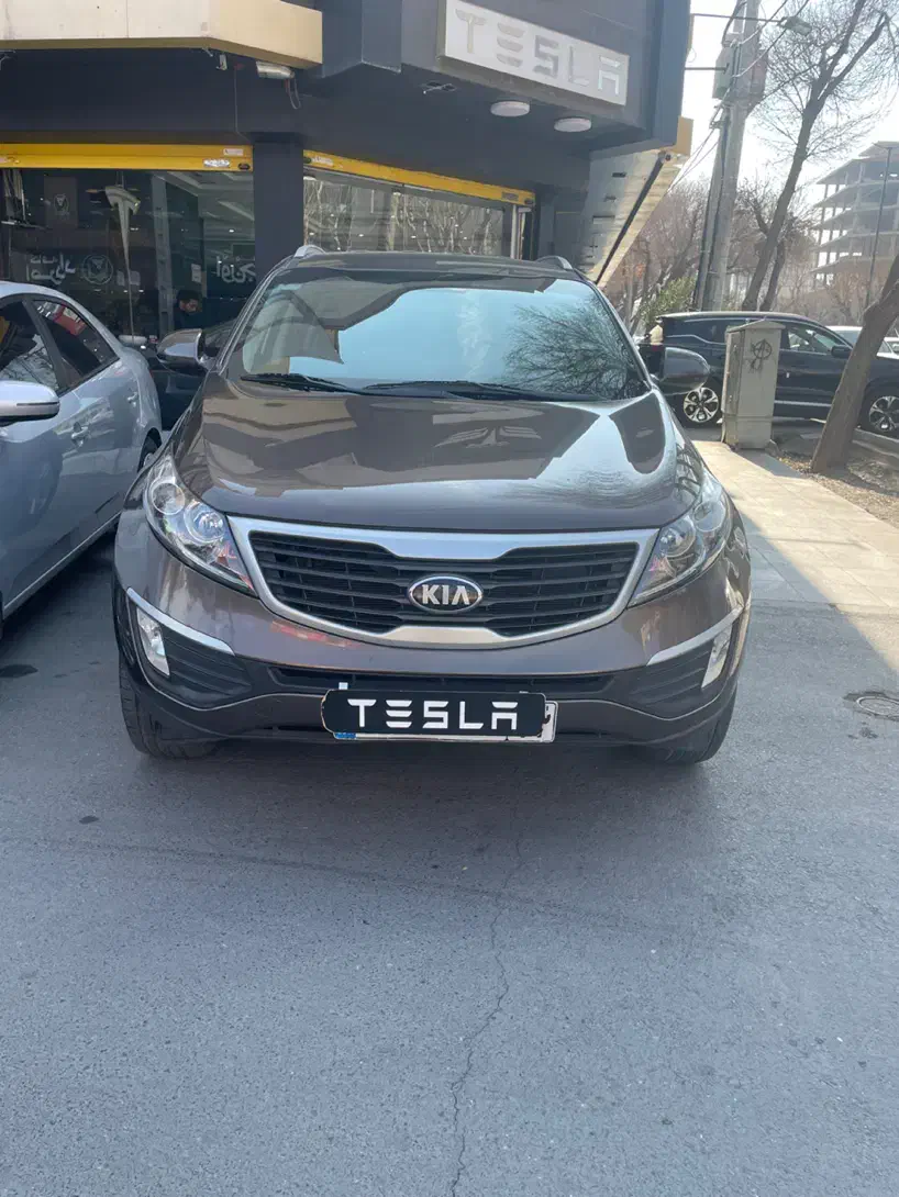 اسپورتیج۲۰۱۳ نیم فول|خودرو سواری و وانت|اصفهان, مرداویج|دیوار