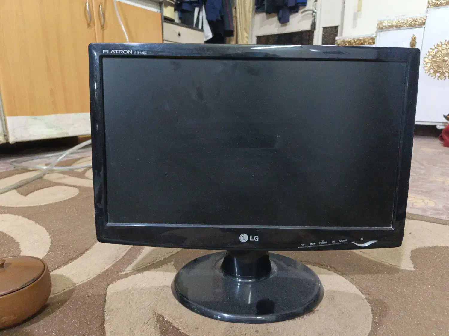 مانیتور ۱۹ اینچ ال جی|قطعات و لوازم جانبی رایانه|اهواز, کوی طلاب|دیوار