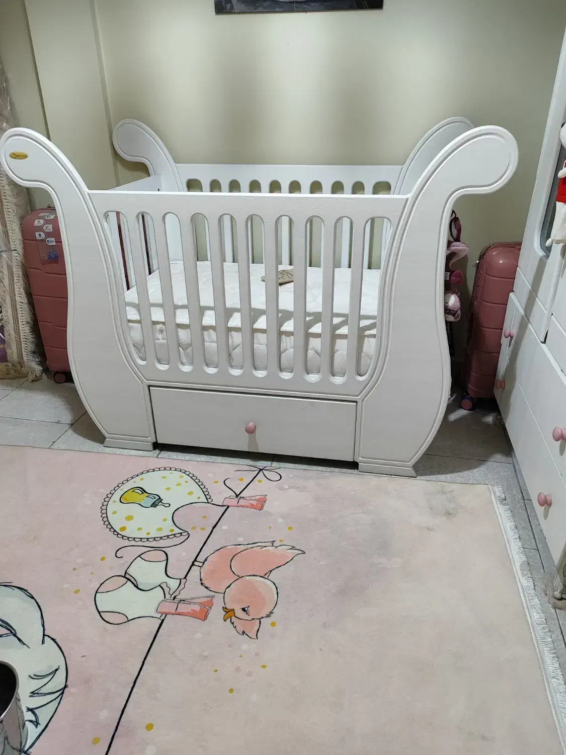 تخت و کمد کودک|تخت و سرویس خواب|تهران, افسریه شمالی|دیوار