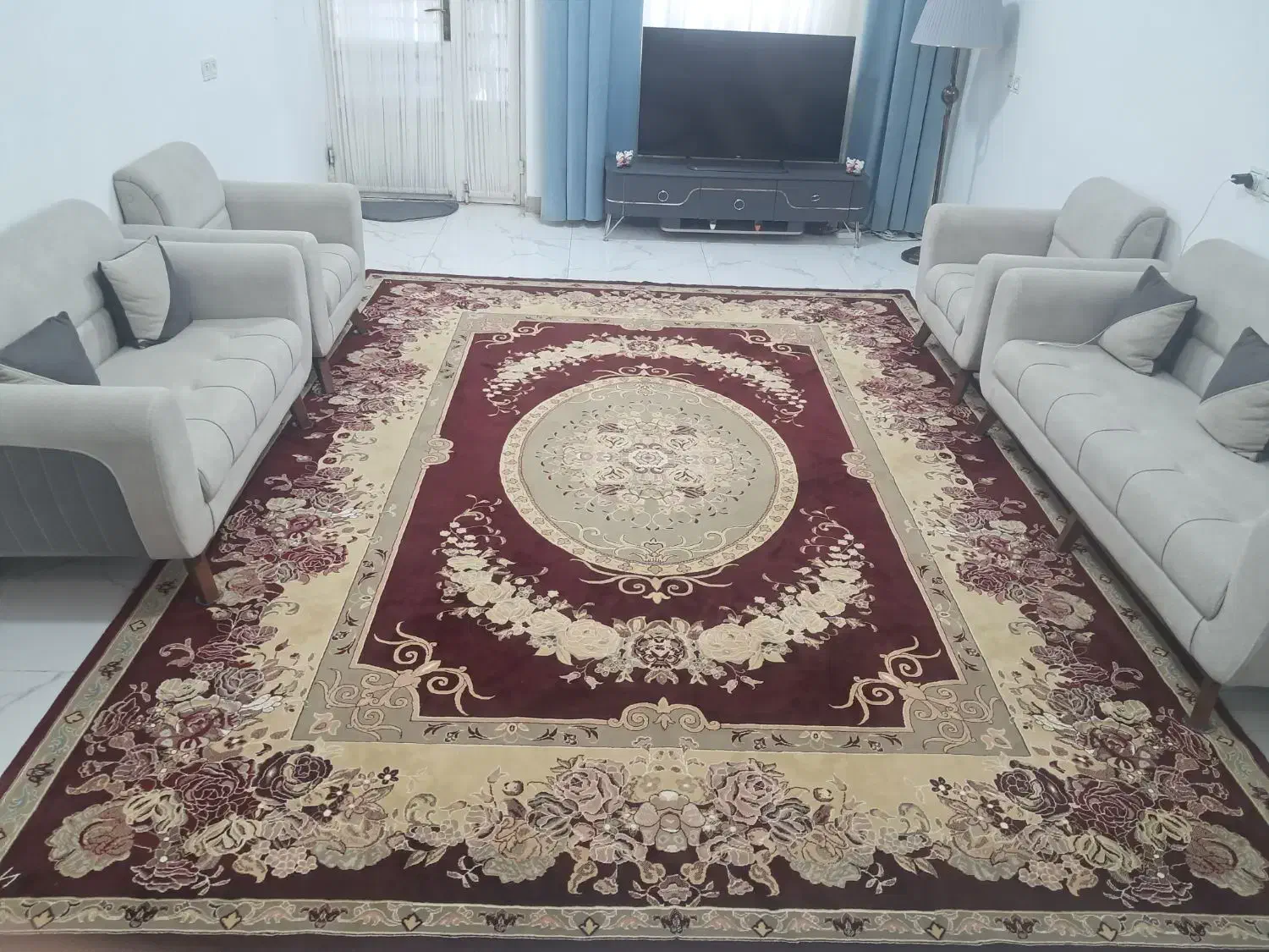 قالی 12متری نو نو|فرش|ایلام, |دیوار