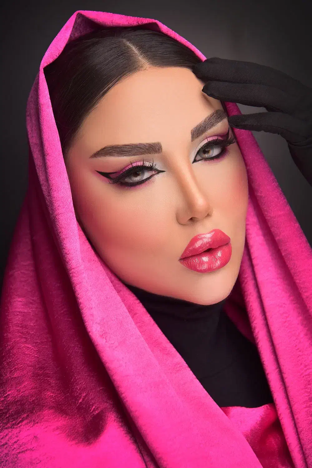 آموزش تخصصی گریم و میکاپ بصورت رایگان|خدمات آرایشگری و زیبایی|مشهد, گلشور|دیوار