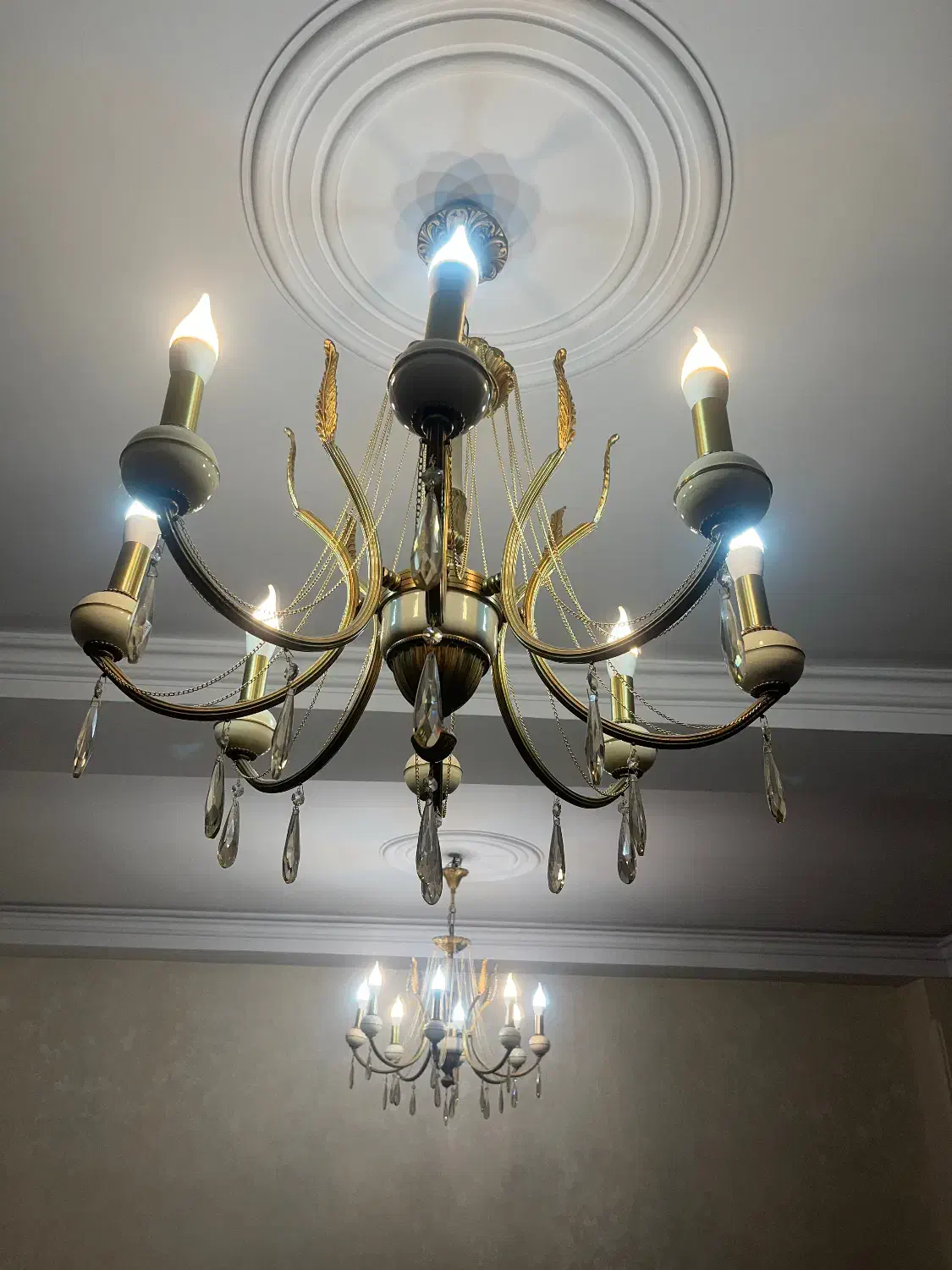 ۲ تا لوستر تمام برنج و ۲ تا دیوار کوب|لوستر و چراغ آویز|تهران, بلورسازی|دیوار