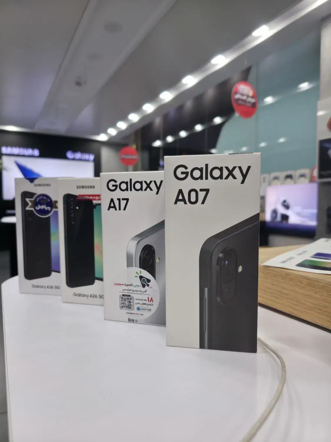 گوشی اقساطی با چک و بازنشستگی|موبایل|تهران, باغ فیض|دیوار