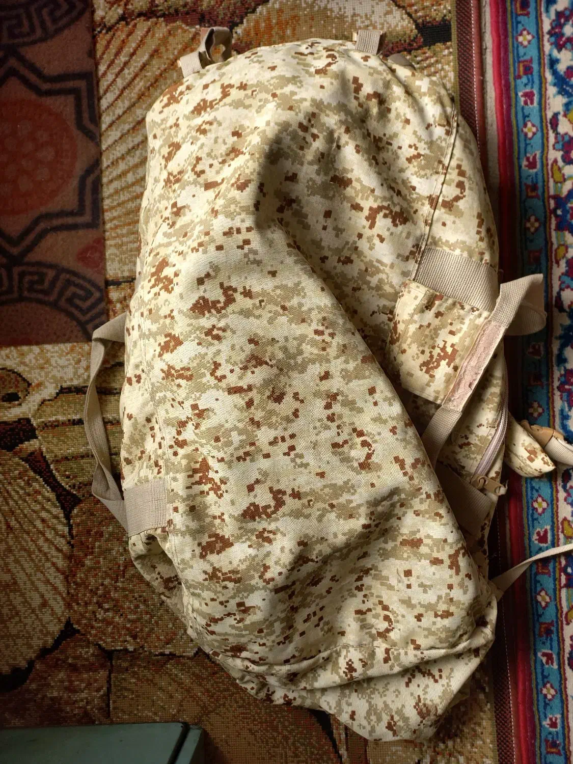 کوله پشتی ارتشی سالم|کیف، کفش، کمربند|اصفهان, مارچین|دیوار