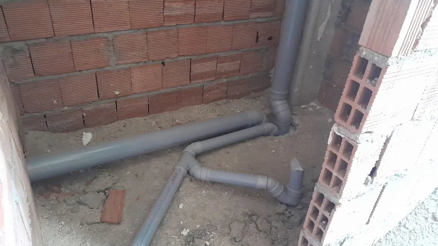 لوله کش ، لوله کشی  آب و فاضلاب کیفیت تضمینی|خدمات پیشه و مهارت|اردبیل, |دیوار