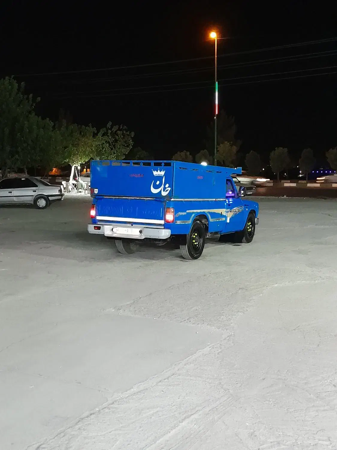 نیسان مدل ۹۸ دوگانه آپشنال|خودرو سواری و وانت|هشتگرد, شهرک وحدت|دیوار