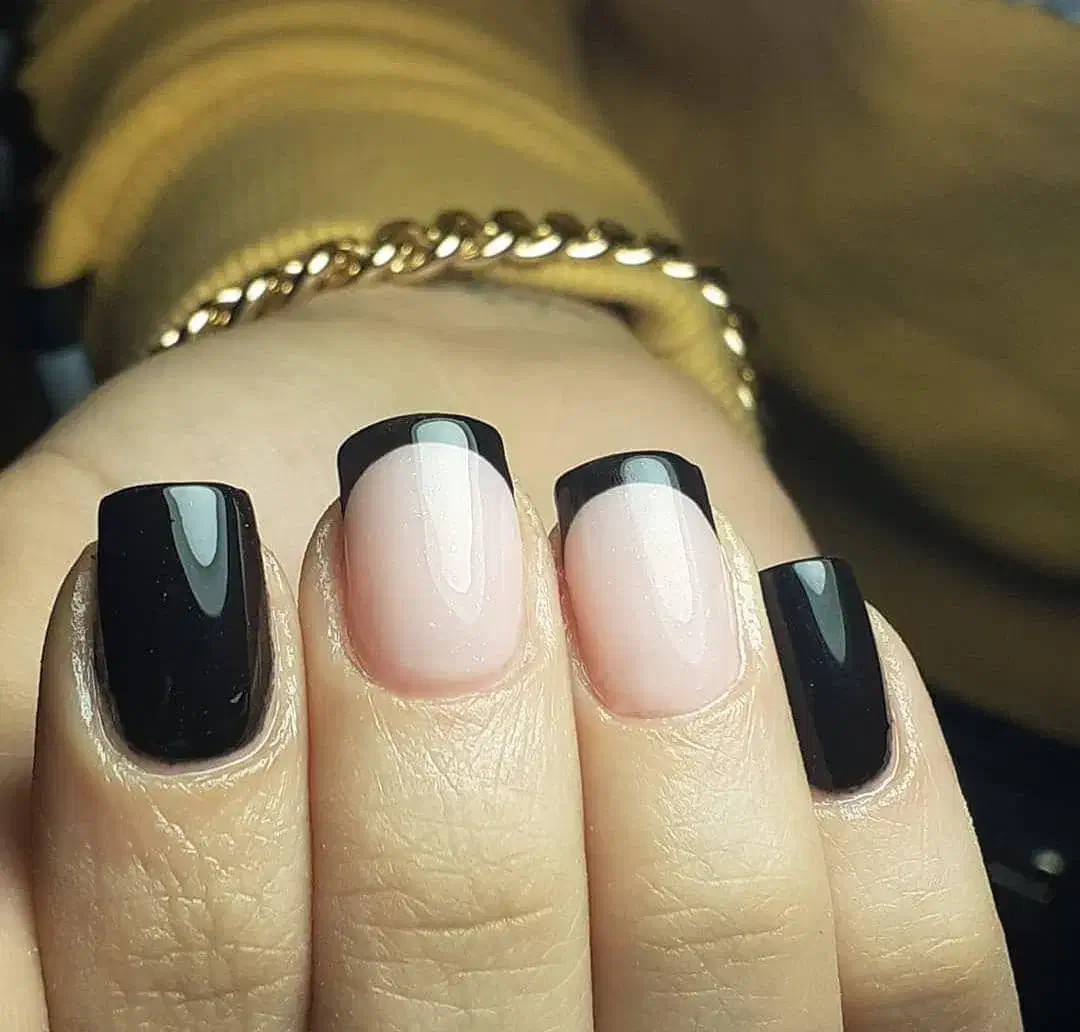 اموزش و خدمات کاشت ناخن|خدمات آرایشگری و زیبایی|شیراز, شهرک ولیعصر|دیوار