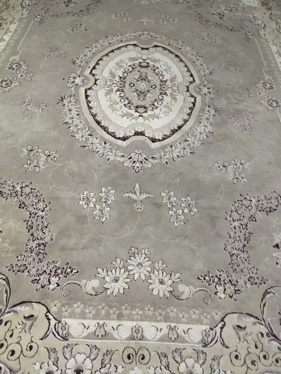 تخته فرش|فرش|نیشابور, ده حلاج|دیوار