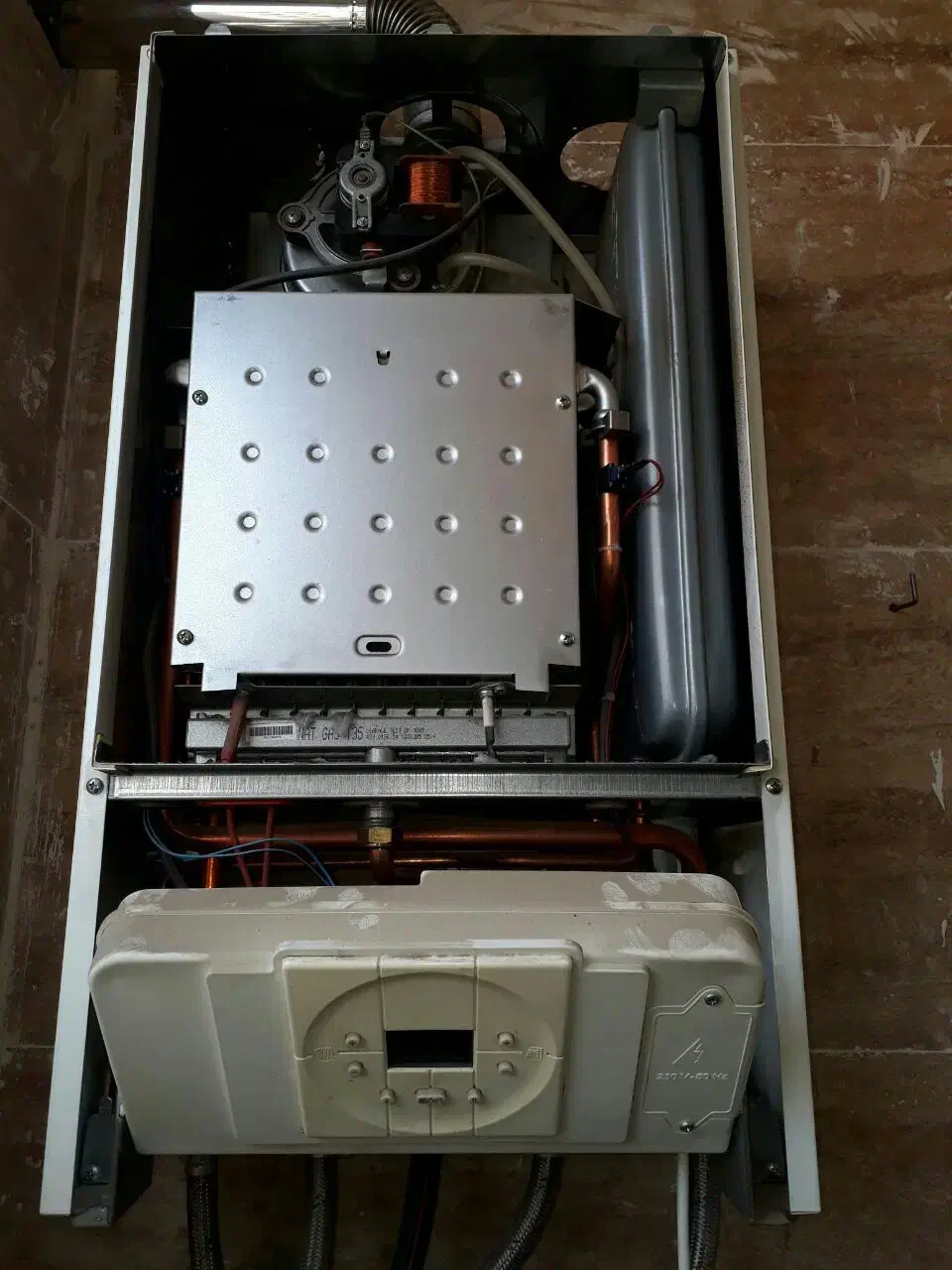 سرویس،تعمیرتخصصی پکیج،آبگرمکن،لباسشویی،برددرمنظریه|خدمات پیشه و مهارت|فردیس, منظریه|دیوار