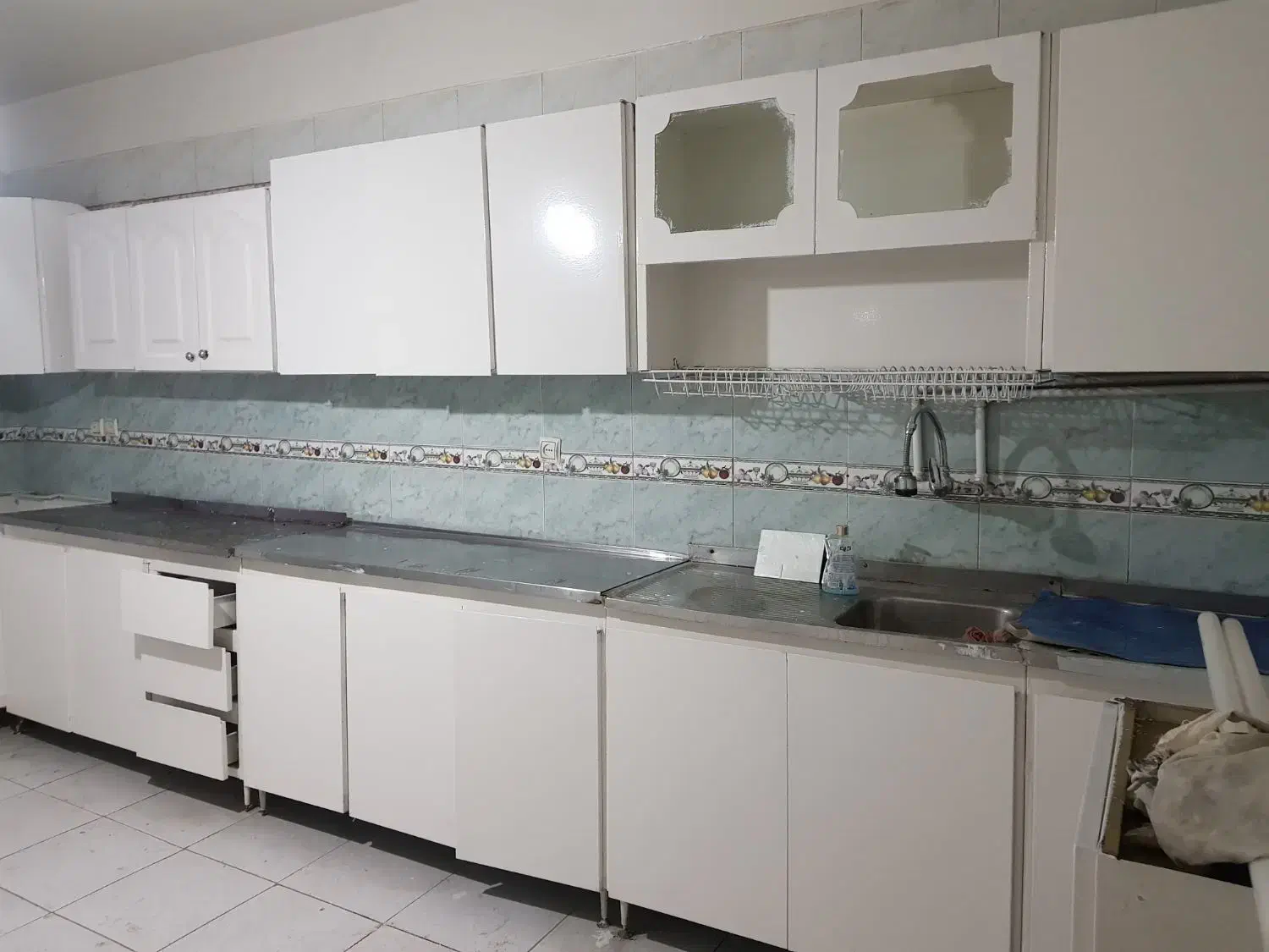 اجاره آپارتمان ۹۰ متری سند اداری و یک  مغازه ۲۰ م