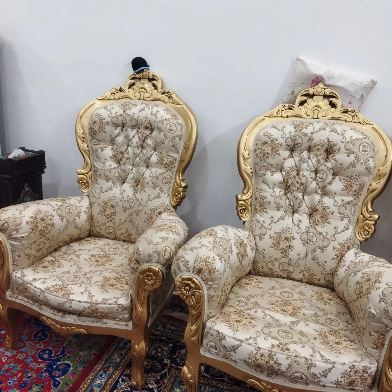 مبلمان سلطنتی|مبلمان خانگی و میز عسلی|سبزوار, هویزه|دیوار