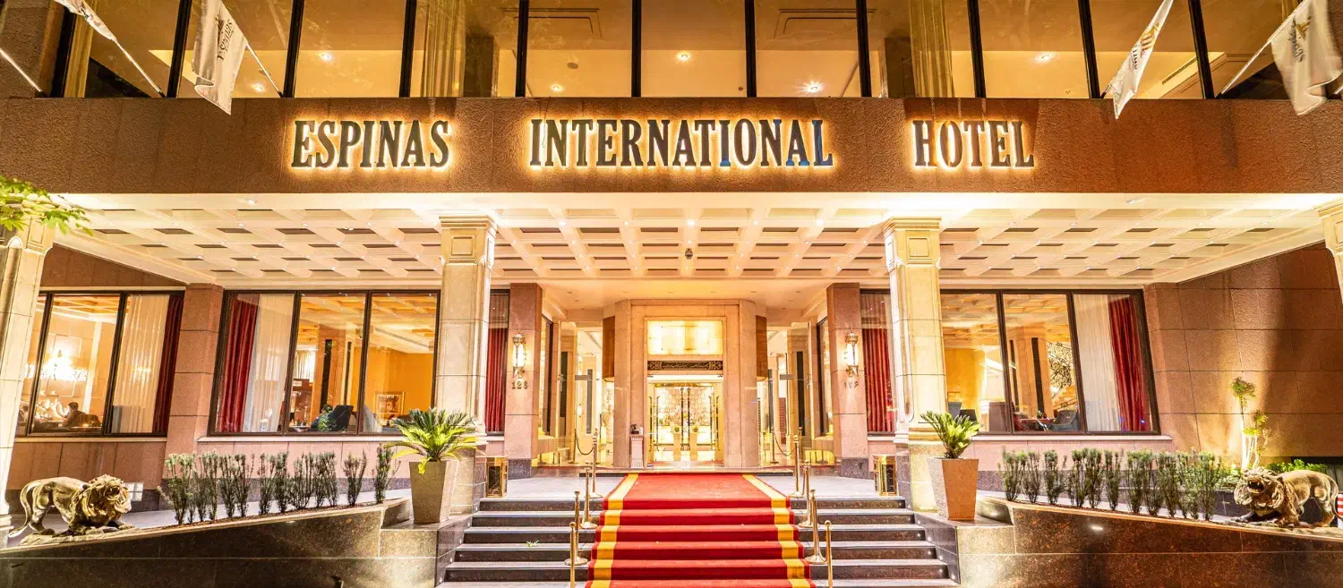 ویتر (سالنکار)|استخدام خدمات فروشگاه و رستوران|تهران, فلسطین (میدان انقلاب)|دیوار