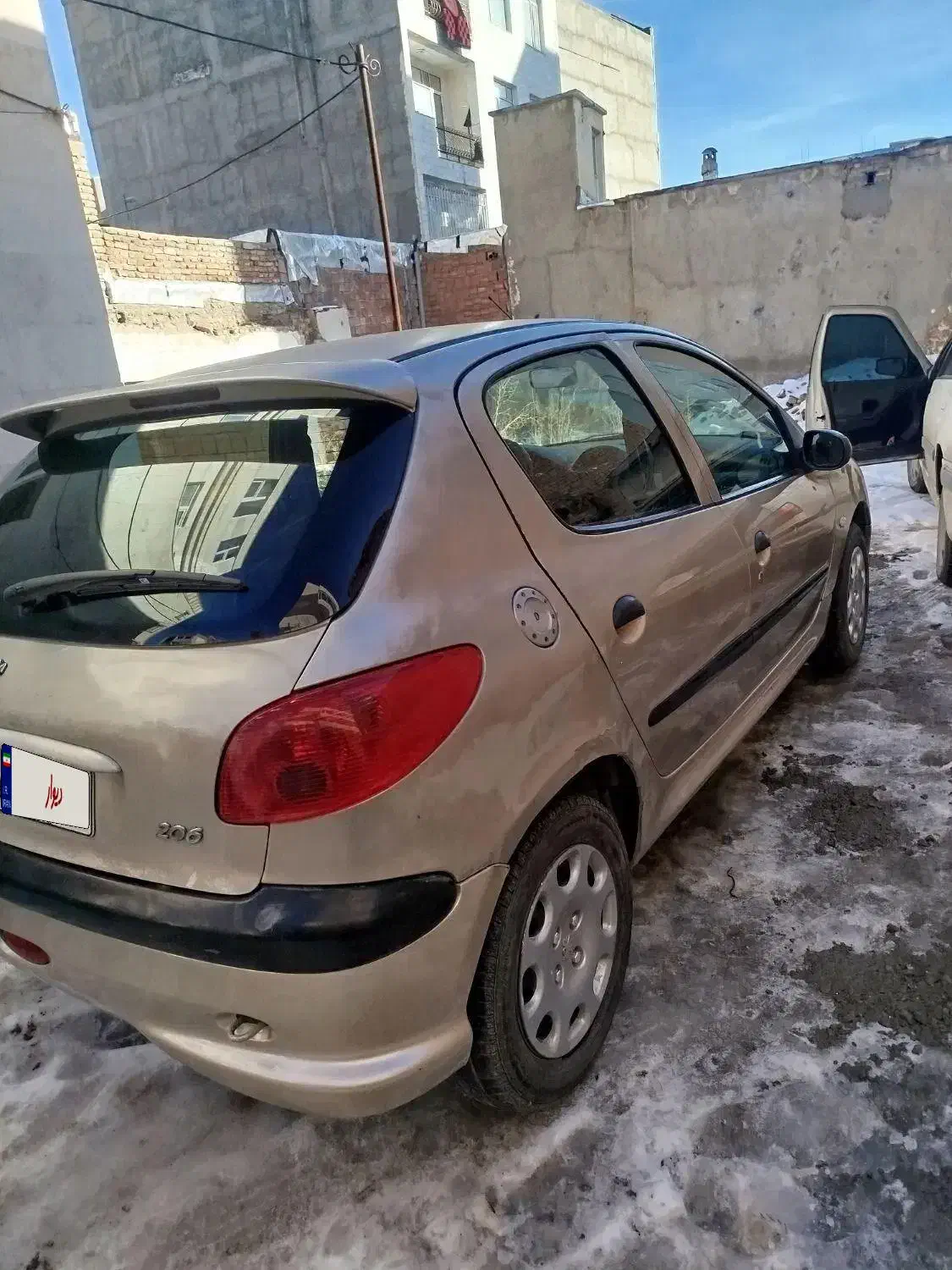 206مدل 82|خودرو سواری و وانت|اردبیل, |دیوار