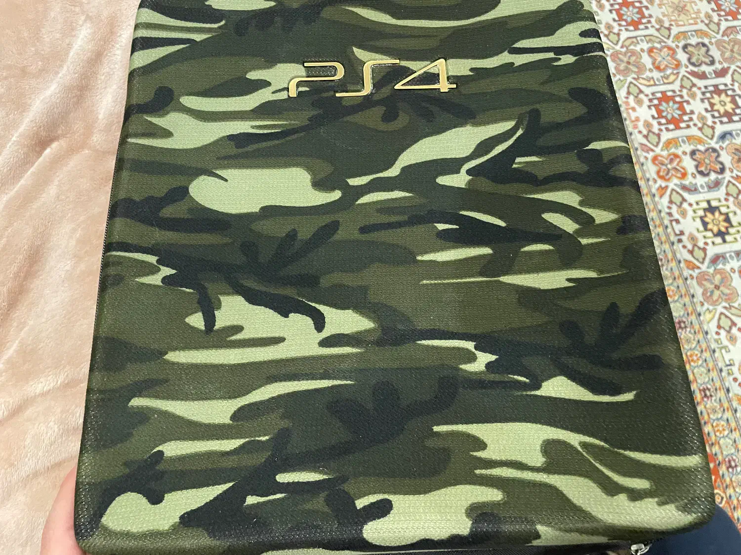 کنسول|کنسول، بازی ویدئویی و آنلاین|رشت, سعدی (تختی)|دیوار