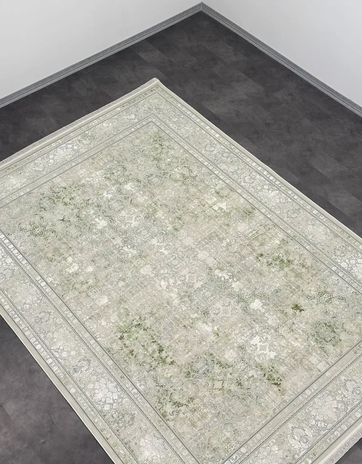 وکیوم سبز /۱۵۰۰شانه/تراکم ۴۵۰۰|فرش|صدرا-فارس, فاز ۲|دیوار