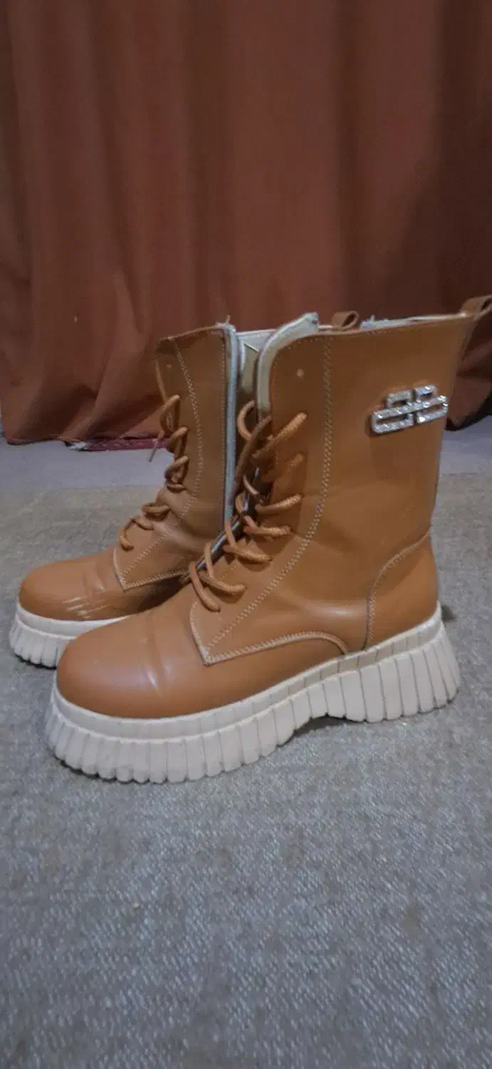 کفش بوت|کیف، کفش، کمربند|قوچان, |دیوار