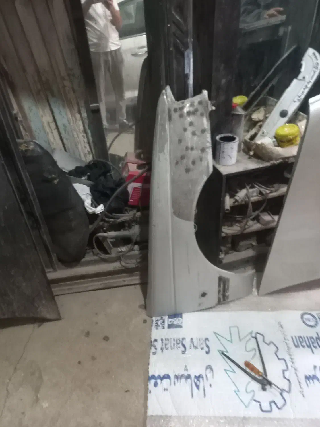 یک عدد کاپوت گلگیر جلو|قطعات یدکی و لوازم جانبی|نیشابور, مدرس|دیوار